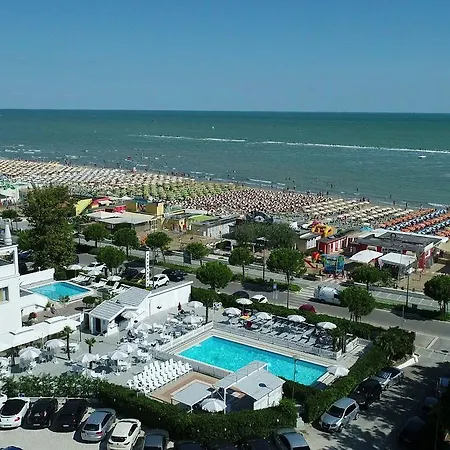 Hotel Promenade Universale-3